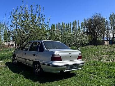 howo 371: Daewoo Nexia: 2002 г., 1.5 л, Ручные, Бензин, Седан — 3