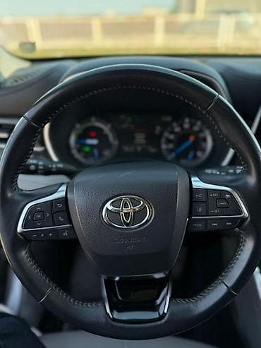 step: Toyota Highlander: 2020 г., 2.5 л, Автомат, Бензин, Кроссовер — 2