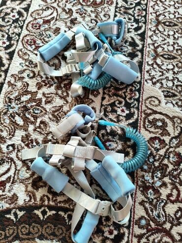 ремни безопасности для коляски: Страховочные вожжи для детей 2-в-1: жилет + браслет с тянущимся тросом — 3