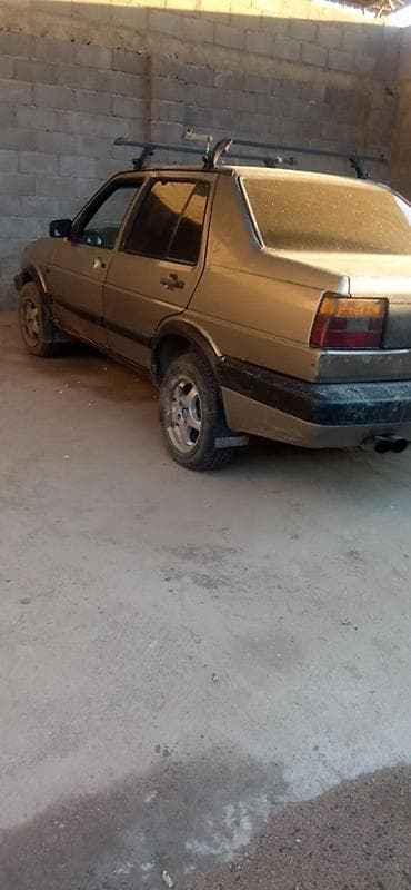 рекс средний: Volkswagen Jetta: 1992 г., 1.8 л, Седан — 2