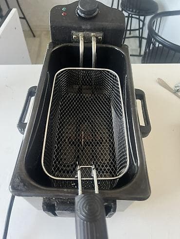 Электрофритюрница с корзиной Описание: - Настольная электрическая