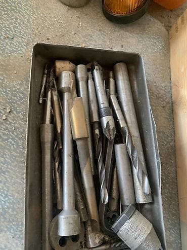 Набор инструментов, Б/у, Самовывоз, Бесплатная доставка, Платная доставка