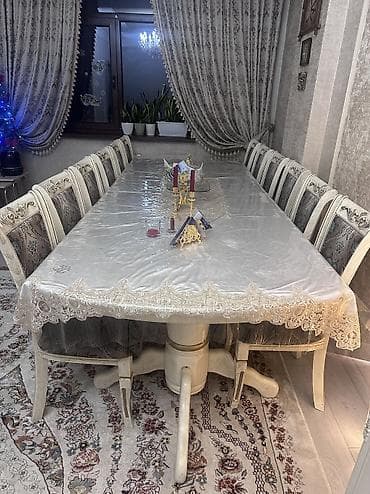 Стол и стул для зала, Б/у, Самовывоз, цвет - Бежевый