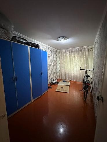 Квартиры: 3 комнаты, 58 м², 104 серия, 1 этаж, Старый ремонт — 4