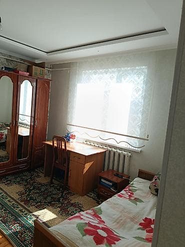 Дома: Продаётся жилой дом с участком. - Капитальный двухэтажный дом из — 10