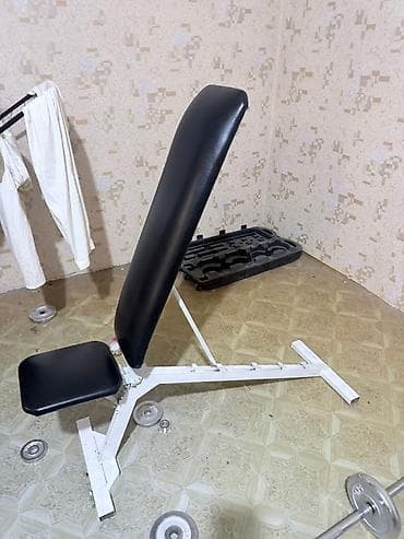 Спорт жана эс алуу: Продается спортивные снаряжения, штанга 50 кг, скамья для жима, турник — 4