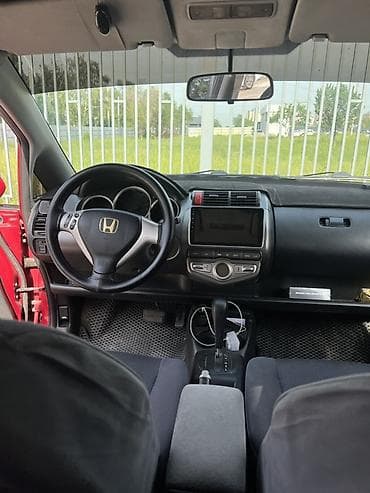 яхта цена: Honda Jazz: 2008 г., 1.4 л, Вариатор, Бензин, Хэтчбэк — 10
