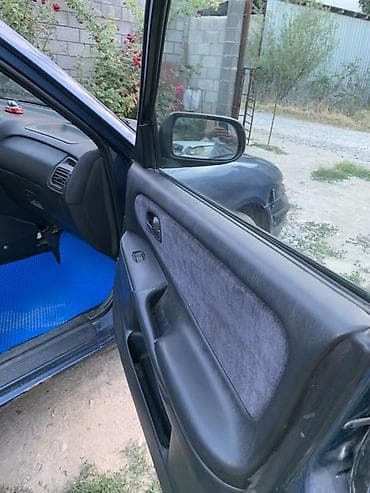 mazda 626 gc: Mazda 626: 1997 г., 2 л, Механика, Бензин, Седан — 8