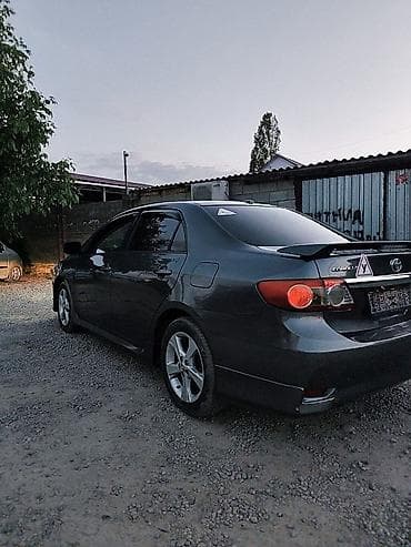 Toyota Corolla: 2012 г., 1.8 л, Автомат, Бензин, Седан — 4