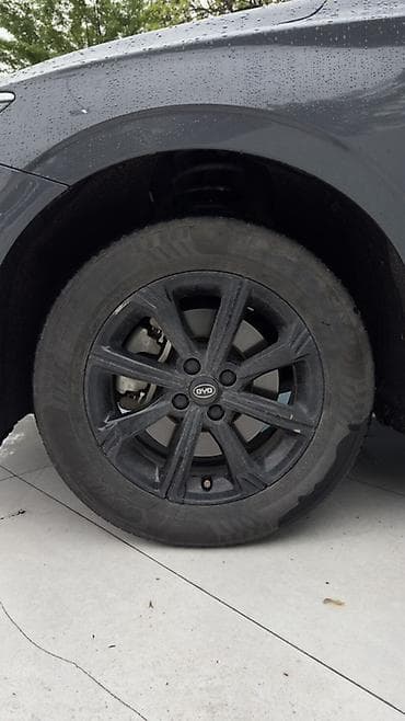 экран 124: BYD E2: 2021 г., Электромобиль, Хэтчбэк — 3