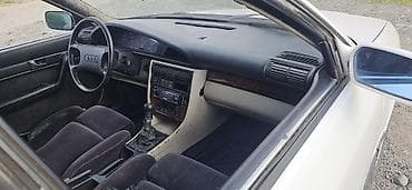 Audi: Audi S4: 1993 г., 2.6 л, Кол менен иштөөчү, Бензин, Седан — 6
