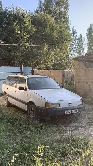 Транспорт: Volkswagen Passat: 1992 г., 1.8 л, Механика, Бензин, Универсал — 2