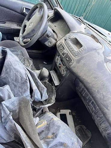 тоета авенсиз: Toyota Avensis: 2005 г., 1.8 л, Автомат, Лифтбек — 4