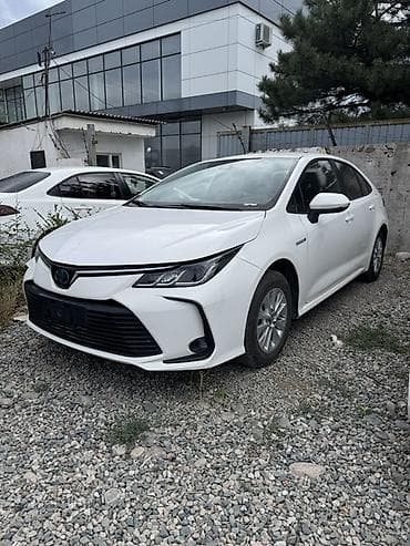 колеса на тойоту: Toyota Corolla: 2021 г., 1.8 л, Вариатор, Гибрид, Седан — 3