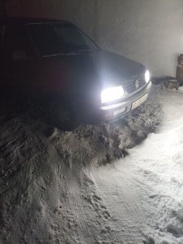 Продажа авто: Volkswagen Vento: 1992 г., 1.8 л, Механика, Бензин, Седан — 6