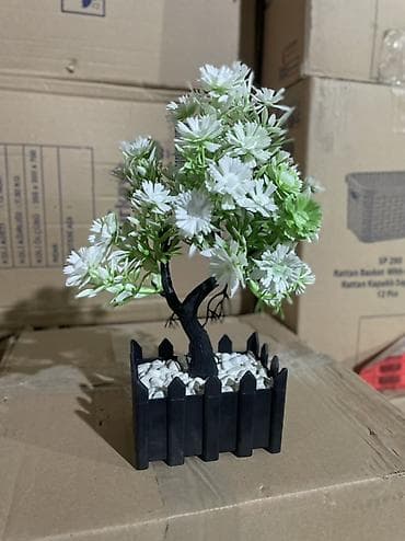 Искусственное декоративное дерево в кашпо - Композиция: мини-деревце at lalafo.kg Искусственное декоративное дерево в кашпо - Композиция: мини-деревце