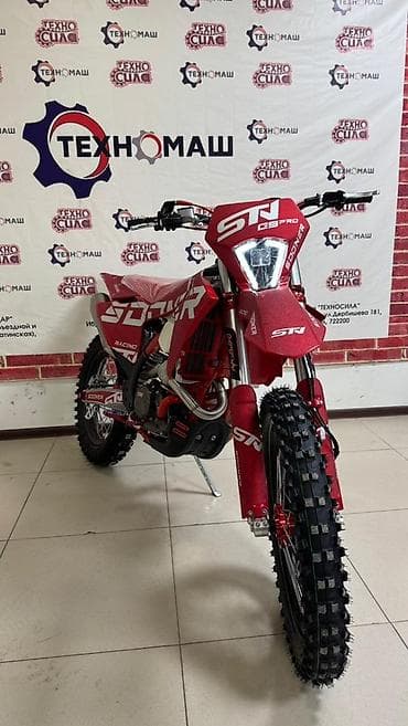 эндуро япония: Эндуро/кроссовый мотоцикл STN C9 Pro (Racing), красный. Ключевые — 3