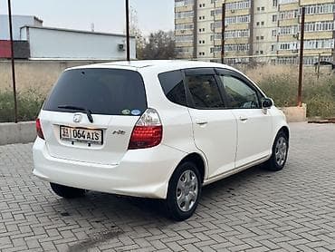 fit 2 2011: Honda Fit: 2002 г., 1.3 л, Автомат, Бензин, Хэтчбэк — 5