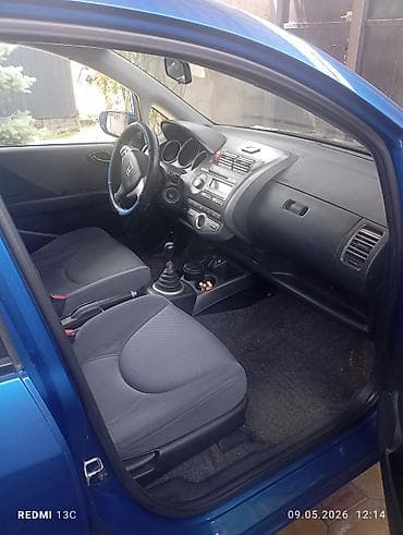 вкуп хонда фит: Honda Jazz: 2008 г., 1.3 л, Механика, Бензин, Хэтчбэк — 4