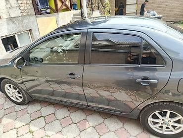 Toyota Belta: 2007 г., 1.6 л, Автомат, Бензин, Седан — 3