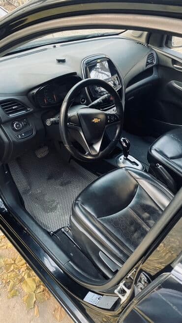 багажник на гольф 2: Chevrolet Spark: 2017 г., 1 л, Автомат, Бензиновая, Хэтчбэк — 5