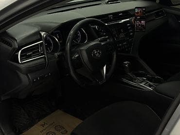 camry 5: Toyota Camry: 2018 г., 2.5 л, Автомат, Гибрид, Седан — 6