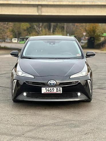цены на автомобили в бишкеке: Toyota Prius: 2020 г., 1.8 л, Автомат, Гибрид, Хэтчбэк — 1