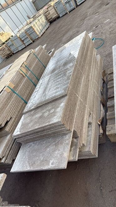 гранитные плиты на пол: Гранитные плиты коричневого цвета, предназначенные для облицовки и — 13