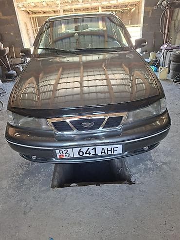 Daewoo Nexia: 1996 г., 1.5 л, Механика, Бензин, Седан