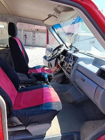 2 4 д: Volkswagen Transporter: 1991 г., 0.2 л, Механика, Газ, Минивэн — 9