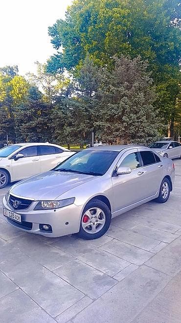 Honda Accord: 2003 г., 2 л, Автомат, Бензин, Седан at lalafo.kg Honda Accord: 2003 г., 2 л, Автомат, Бензин, Седан