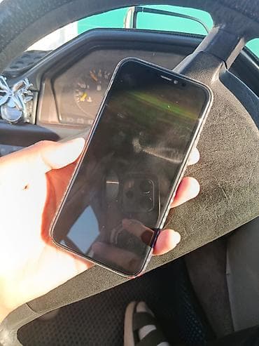 ремонт dreame: IPhone 11 Pro, Б/у, 64 ГБ, Голубой, Чехол, Кабель, 71 % — 1