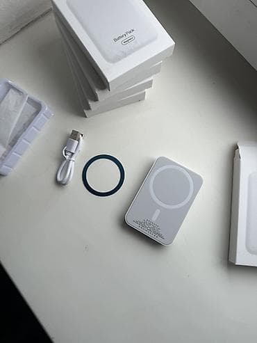 зарядка часы: Магнитный внешний аккумулятор (Battery Pack) с беспроводной зарядкой — 3