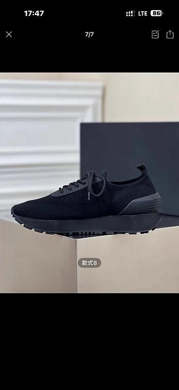 osiris d3: Продаю кроссовки летние Balmain новые
размер 42
3500 сом — 3
