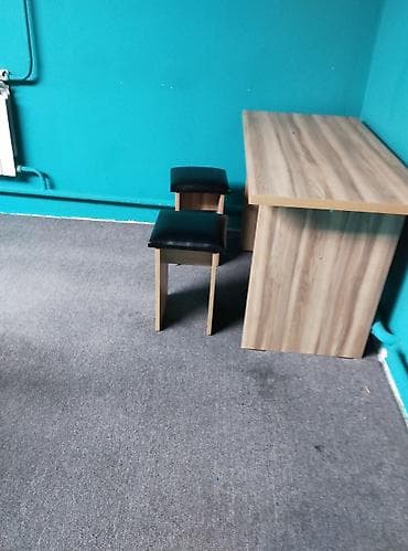 столы и стулья на кухню: Кухонный стол и стул — 4