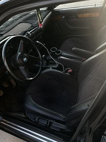 mazda 929: BMW 5 series: 1993 г., 2.2 л, Механика, Бензин, Седан — 2