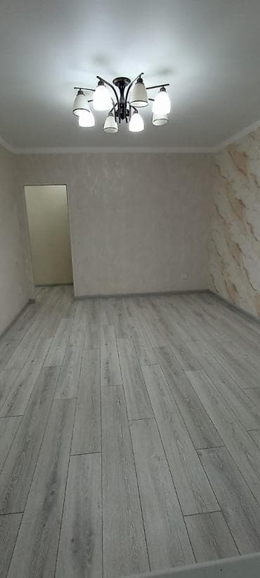 osh flat: 1 комната, 32 м², 5 мкр Индивидуалка, 5 этаж, Косметический ремонт — 4