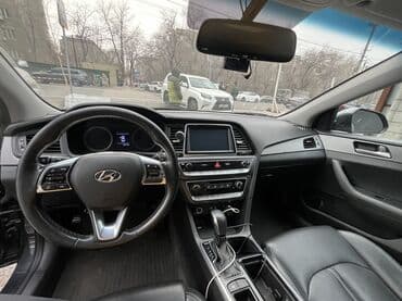 кыргызстандын кайсы областында суу транспорту бар: Hyundai Sonata: 2018 г., 2 л, Автомат, Газ, Седан — 9