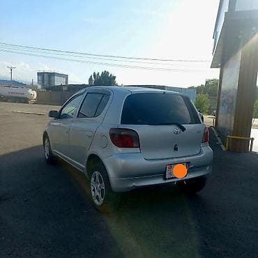 platz vitz: Toyota Vitz: 2001 г., 1 л, Автомат, Бензин, Хэтчбэк — 4