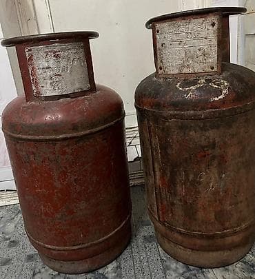 редуктор газовый на баллон: Комплект для сжиженного газа: - Два металлических газовых баллона — 1