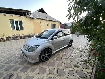 Транспорт: Toyota Ist: 2003 г., 1.3 л, Автомат, Бензин, Хэтчбэк — 2