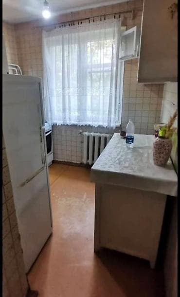 Квартиры: 2 комнаты, 44 м², 9 мкр 104 серия, 4 этаж, Требуется ремонт — 5