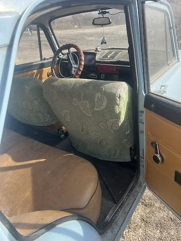 s claas: Москвич 408: 1979 г., 1.6 л, Ручные, Бензин, Седан — 4