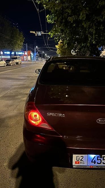 toyota priva: Kia Spectra: 2008 г., 1.6 л, Механика, Бензин, Седан — 5