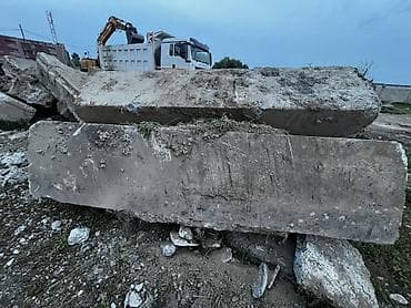 темир стойка: Бетонные блоки/плиты для строительных и ландшафтных работ Описание: - — 3