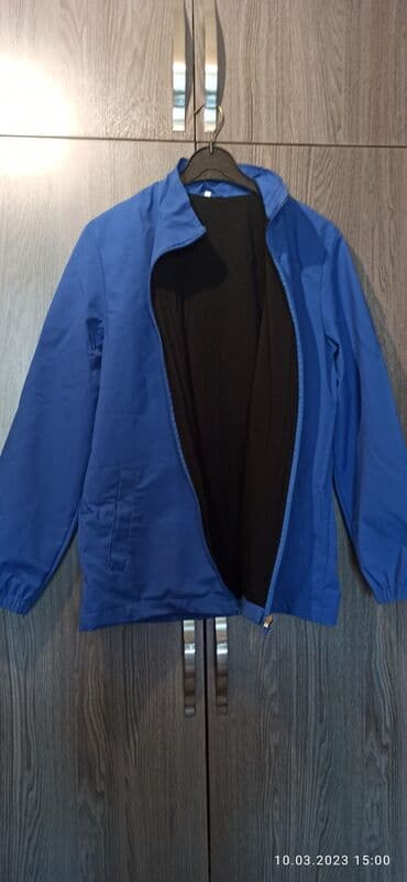 Пальто: Ветровка/толстовка отличного качества, внутренний подклад хб! Размер — 3