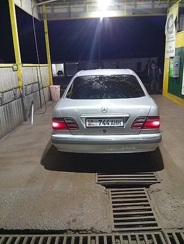 Транспорт: Mercedes-Benz E-Class: 2000 г., 3.2 л, Автомат, Дизель, Седан — 4
