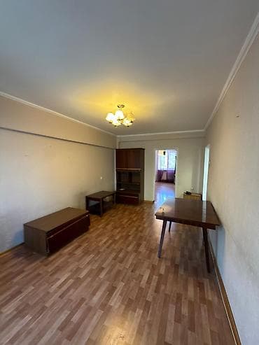 kant flat: 2 комнаты, 44 м², Индивидуалка, 3 этаж, Старый ремонт — 4