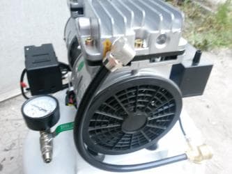 стоматологическая мебель: Компрессоры стоматологические бесшумные, безмасляные, новые, в — 6