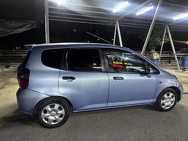 rav 4 2003: Honda Jazz: 2002 г., 1.4 л, Автомат, Бензин, Хэтчбэк — 3